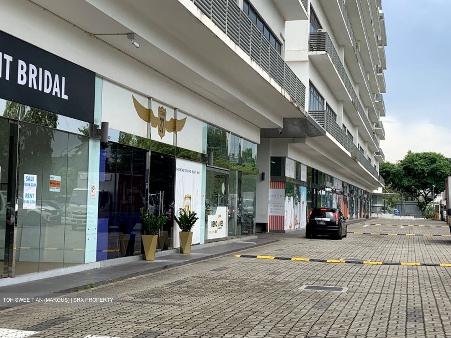 Link @ AMK (D20), Warehouse #597598671